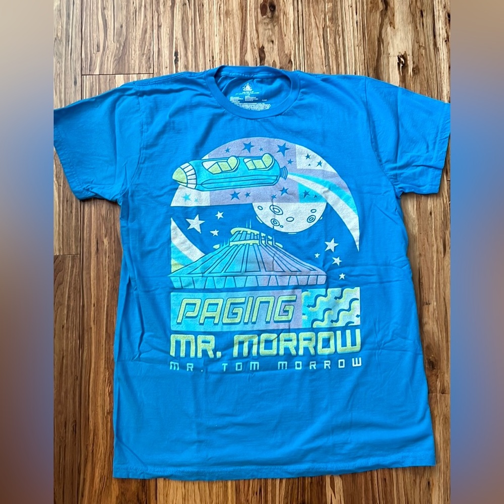 NWOT Unisex Disney Brand T-shirt, size Large